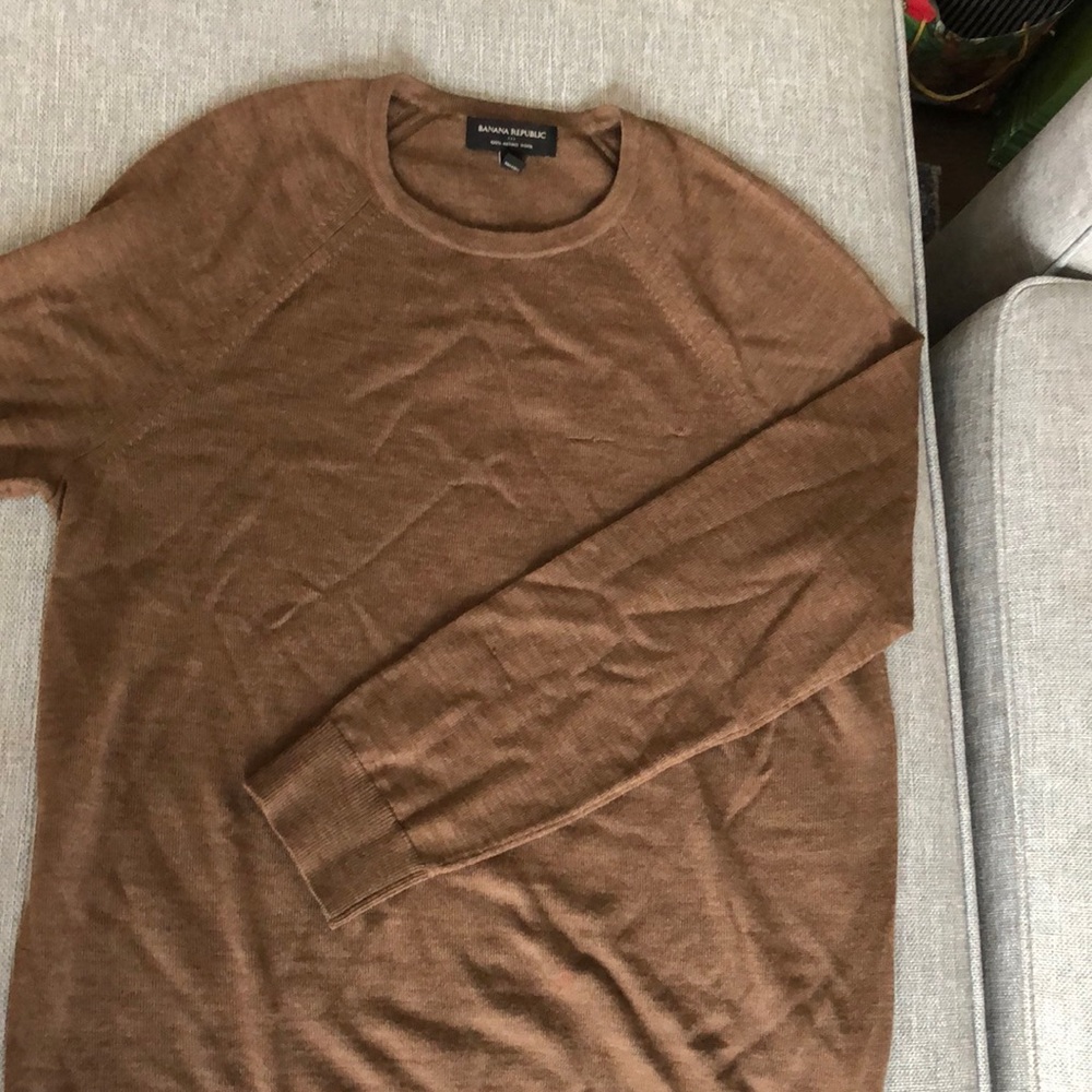 Men’s Banana Republic wool sweater size L